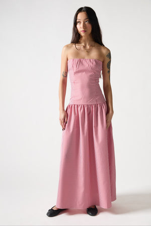 
                  
                    Load image into Gallery viewer, THE GINGHAM TUBE DRESS
                  
                