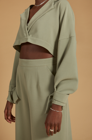 
                  
                    Load image into Gallery viewer, OVERSIZED CROPPED BLAZER
                  
                